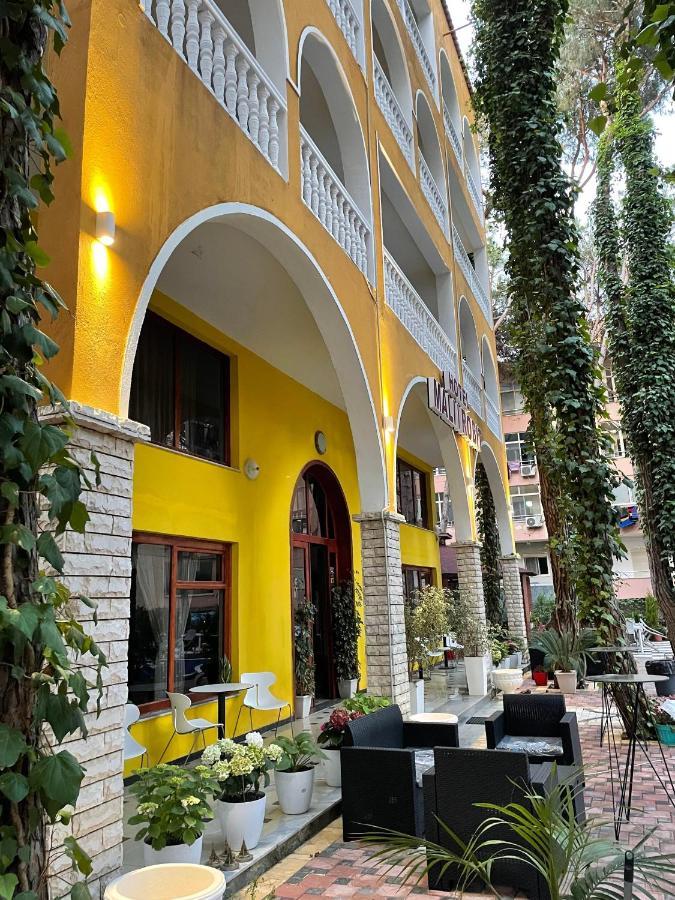 Hotel Mali i Robit Golem  Esterno foto