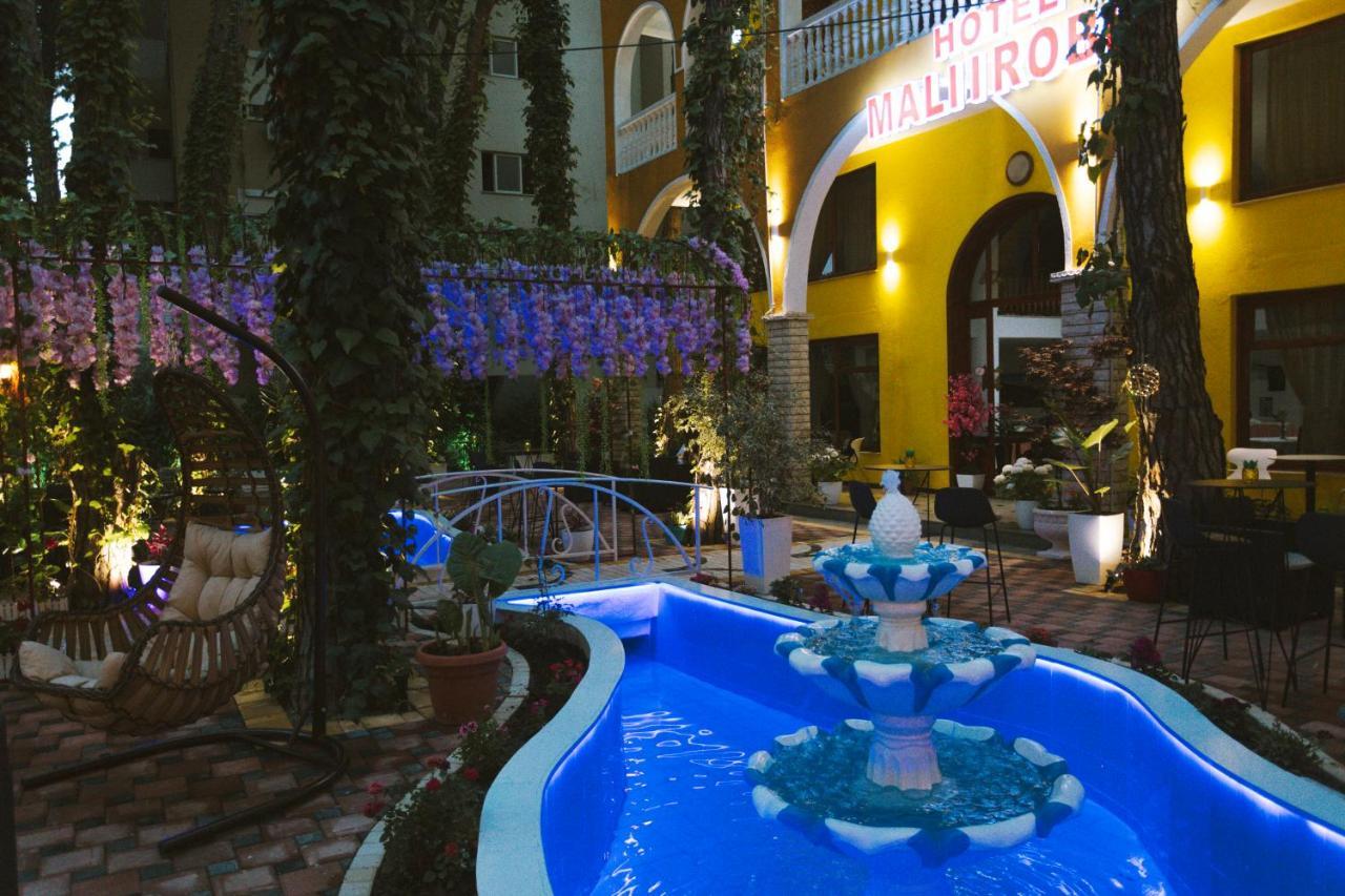 Hotel Mali i Robit Golem  Esterno foto