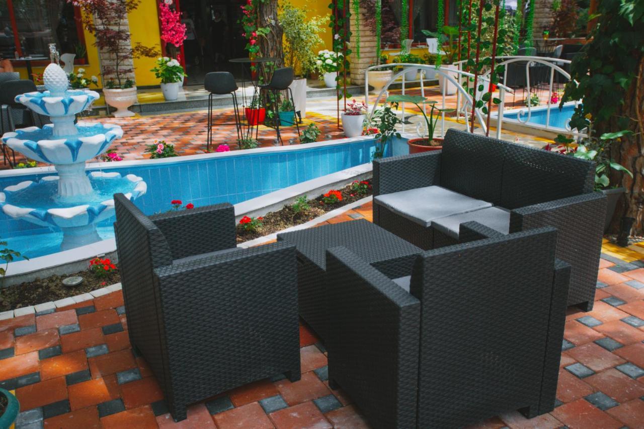 Hotel Mali i Robit Golem  Esterno foto